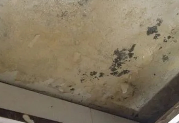垦利阳台漏水维修公司分享下垦利卫生间渗水维修需要注意哪些问题。