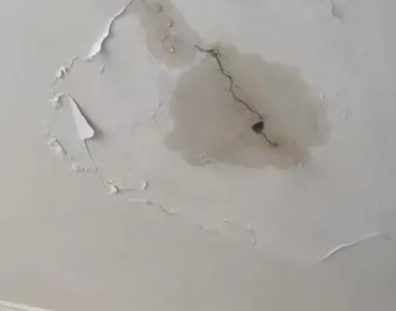 垦利阳台漏水维修公司分享下屋面防水工程质量问题原因分析
